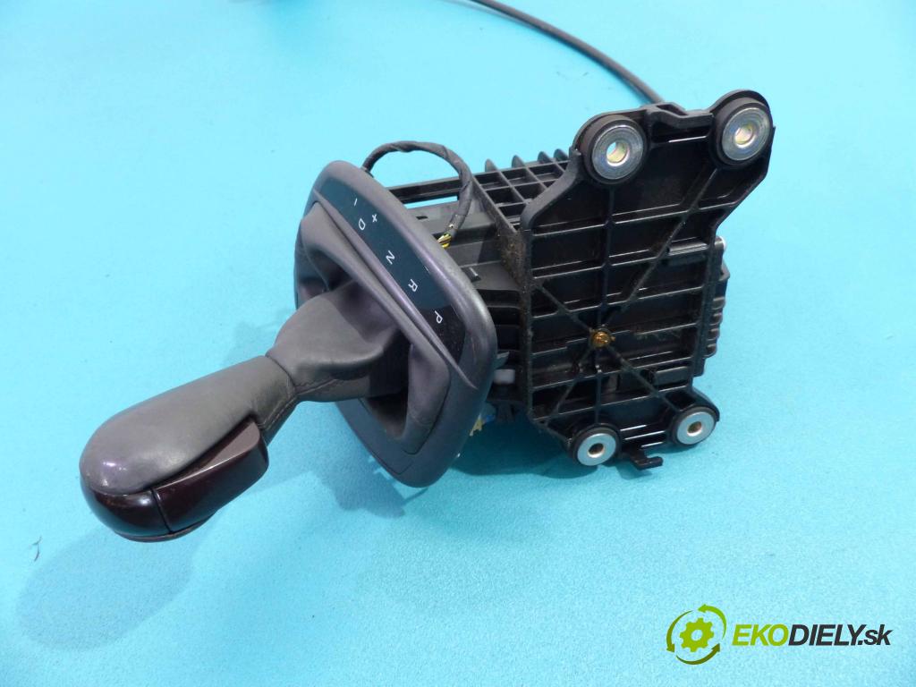 Fiat Croma II 2005-2010 1.9 JTD 150 HP automatic 110 kW 1910 cm3  Kulisa - - 553481320 (Rýchlostné páky / kulisy)