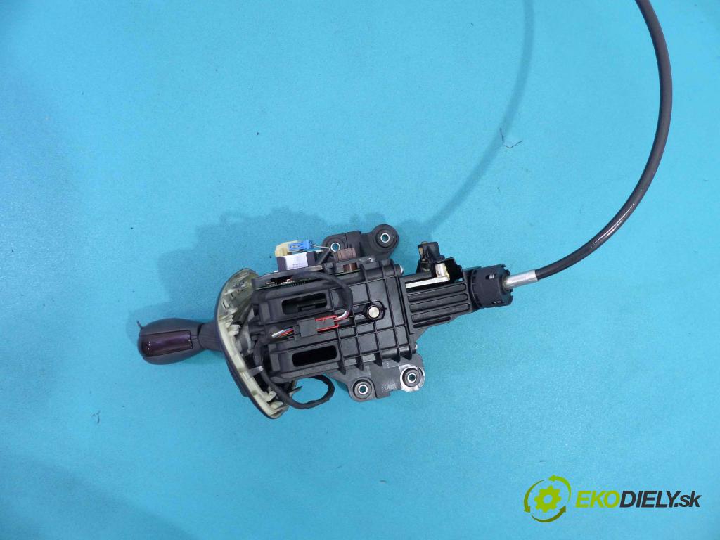 Fiat Croma II 2005-2010 1.9 JTD 150 HP automatic 110 kW 1910 cm3  Kulisa - - 553481320 (Rýchlostné páky / kulisy)