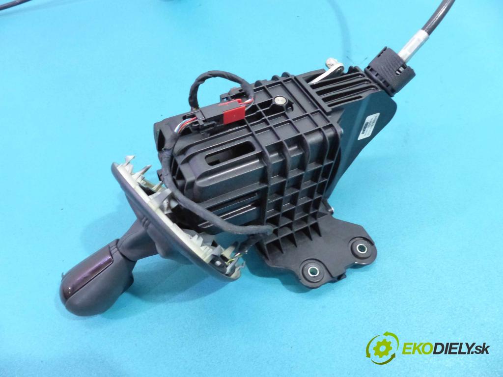 Fiat Croma II 2005-2010 1.9 JTD 150 HP automatic 110 kW 1910 cm3  Kulisa - - 553481320 (Rýchlostné páky / kulisy)