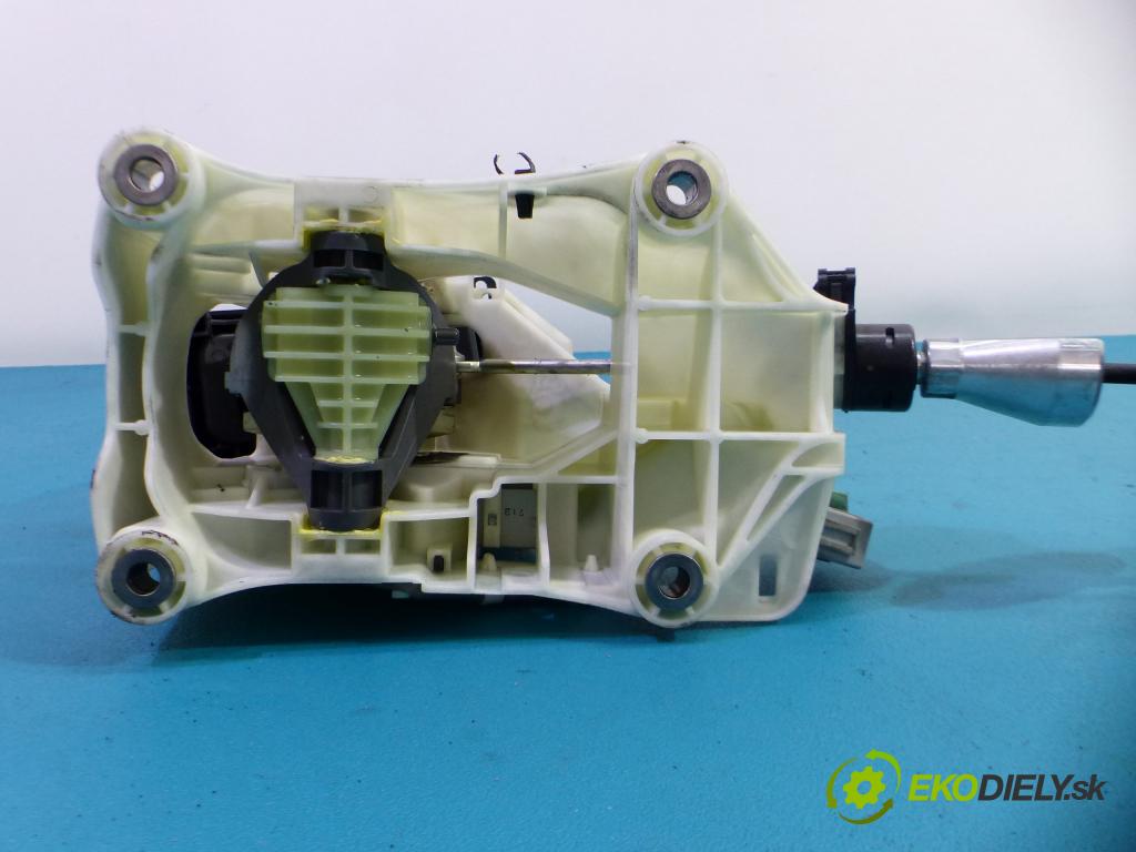 Honda Legend IV 2004-2012 3.5 V6 295km automatic 217 kW 3471 cm3  Kulisa - - LEWAREK (Rýchlostné páky / kulisy)