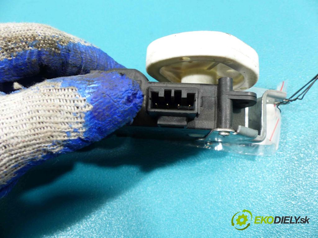 Suzuki Sx4 1.6 DDIS 90 hp manual 66 kW 1560 cm3  motorek topení 113800-2530