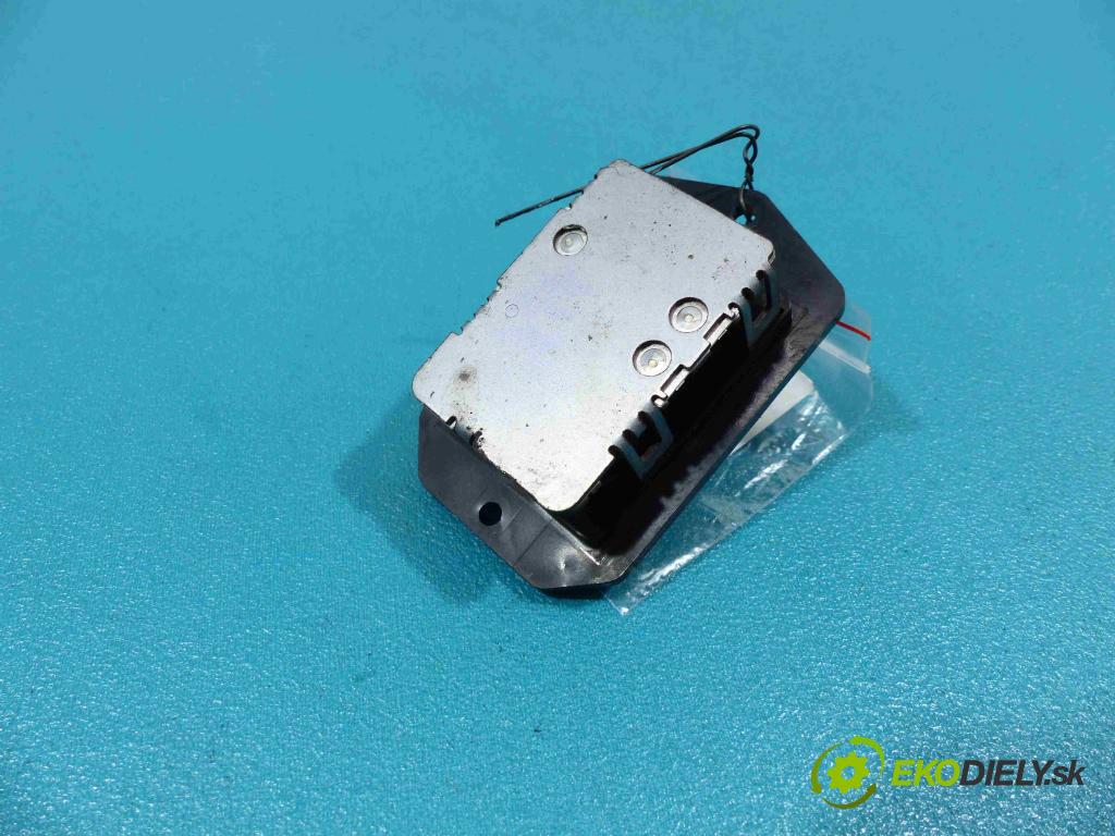 Suzuki Sx4 1.6 DDIS 90 hp manual 66 kW 1560 cm3  odpor rezistor