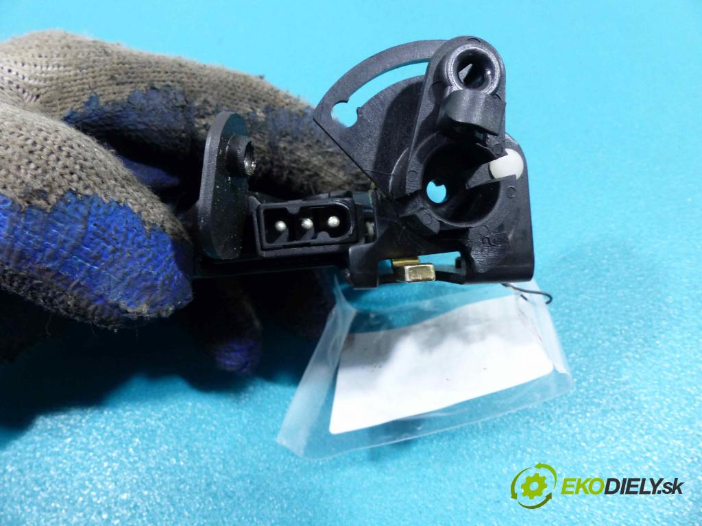 Mercedes SLK I R170  1996-2004 2.0 kompressor 163 hp manual 120 kW 1998 cm3  zámok dveří zadní část A1707500484