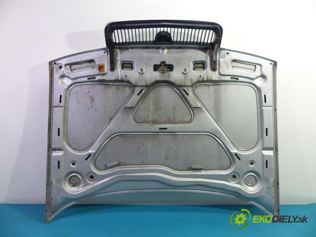 Skoda Octavia I 1996-2010 1.6 8V - 75 HP manual 55 kW 1598 cm3  Kapota predná