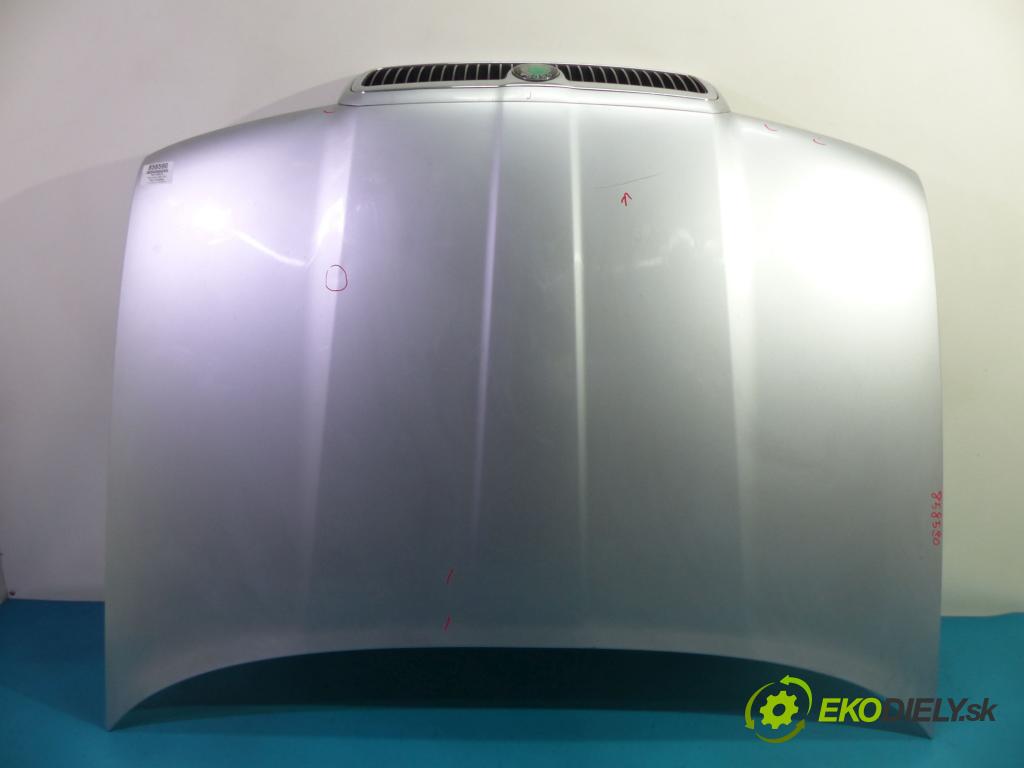 Skoda Octavia I 1996-2010 1.6 8V - 75 HP manual 55 kW 1598 cm3  Kapota predná