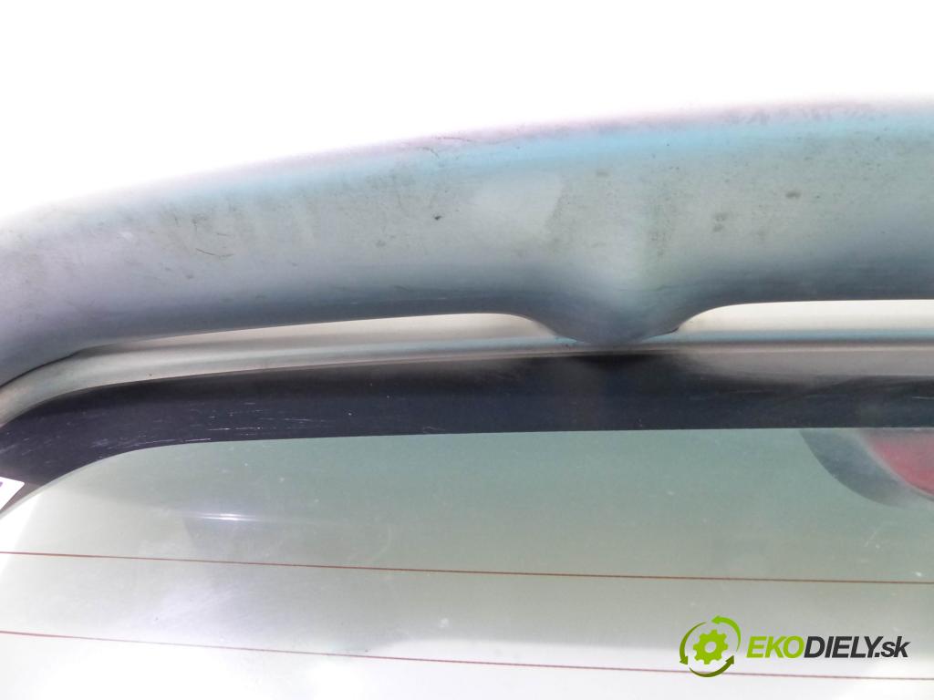 Mazda Demio 1.5 16V - 75 HP manual 55 kW 1498 cm3  zadná kapota  (Zadné kapoty)