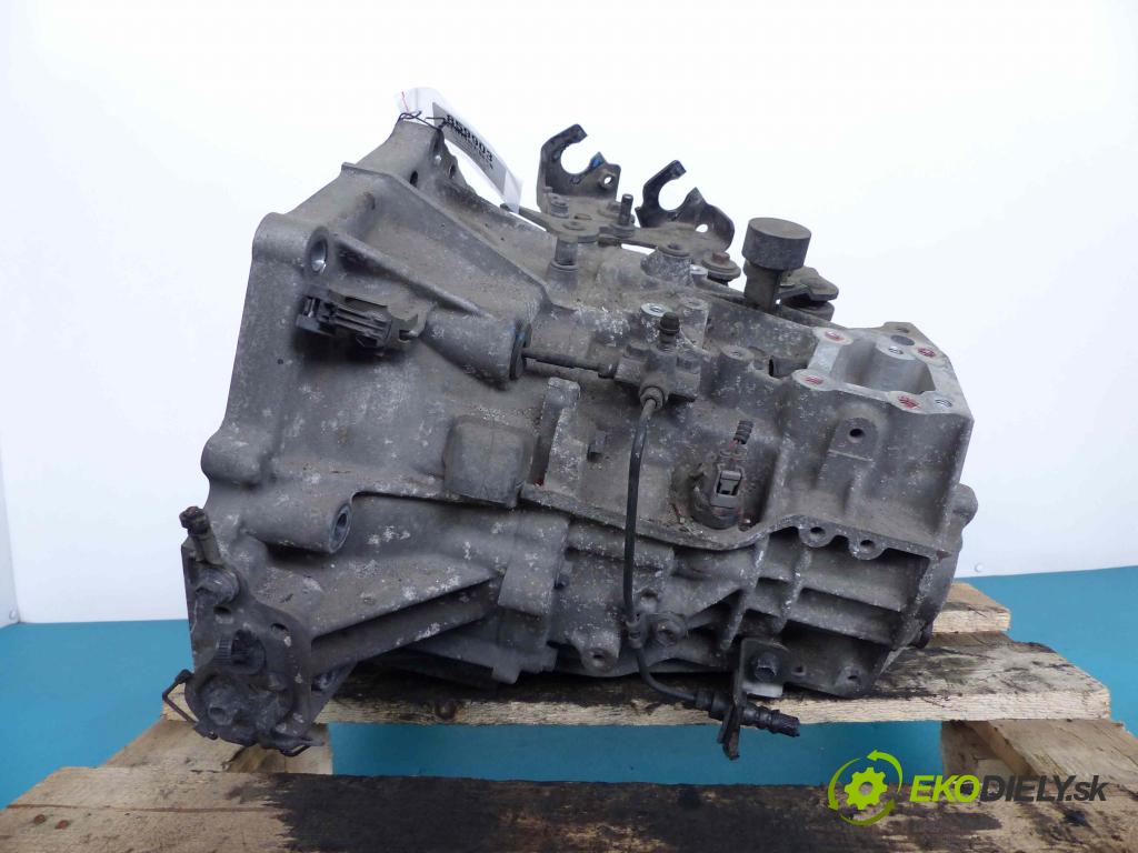Toyota Yaris II 2005-2011 1.3 VVTI 101 HP manual 74 kW 1329 cm3  Prevodovka - manuálne 31115-0D090