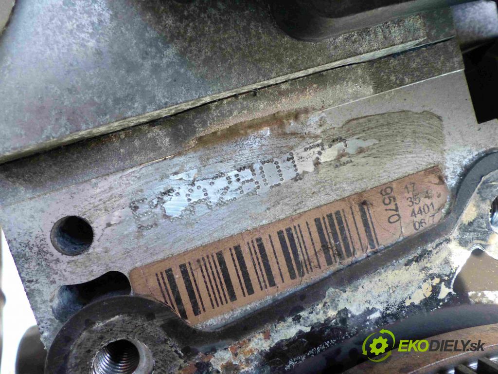 Vw Golf V 2003-2009 1.4 16V - 75 HP manual 55 kW 1400 cm3  Motor benz. BCA