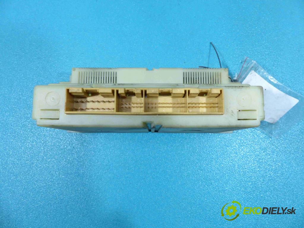 Vw Passat B5 1995-2005 1.9 TDI 110 HP manual 81 kW 1896 cm3  - Panel kúrenia 1J1907044