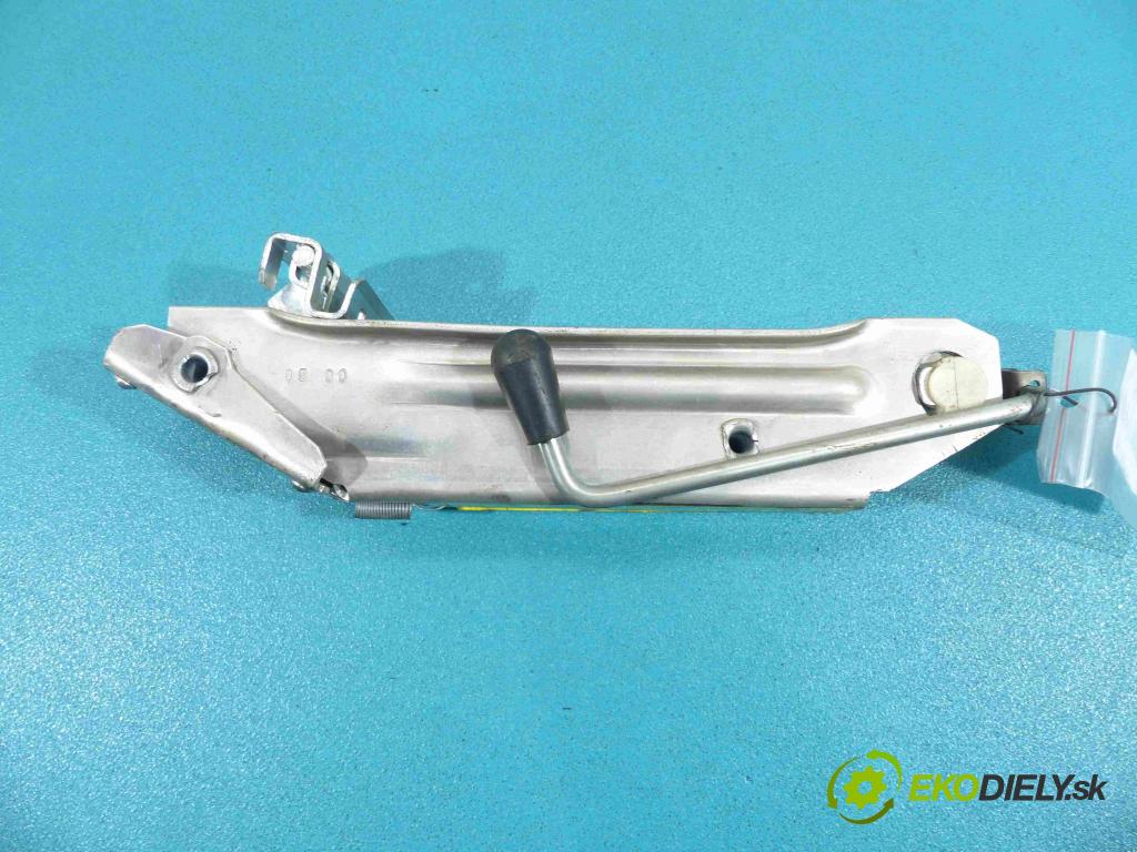 Vw Golf IV 1997-2003 1.6 16V - 105 HP manual 77 kW 1600 cm3 Mechanizmus automobilovy