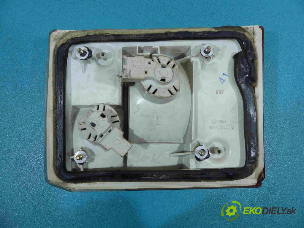 Audi 80 B3 1986-1991 1.8 90 hp manual 66 kW 1781 cm3  světlo zadní část levá strana 893945093A