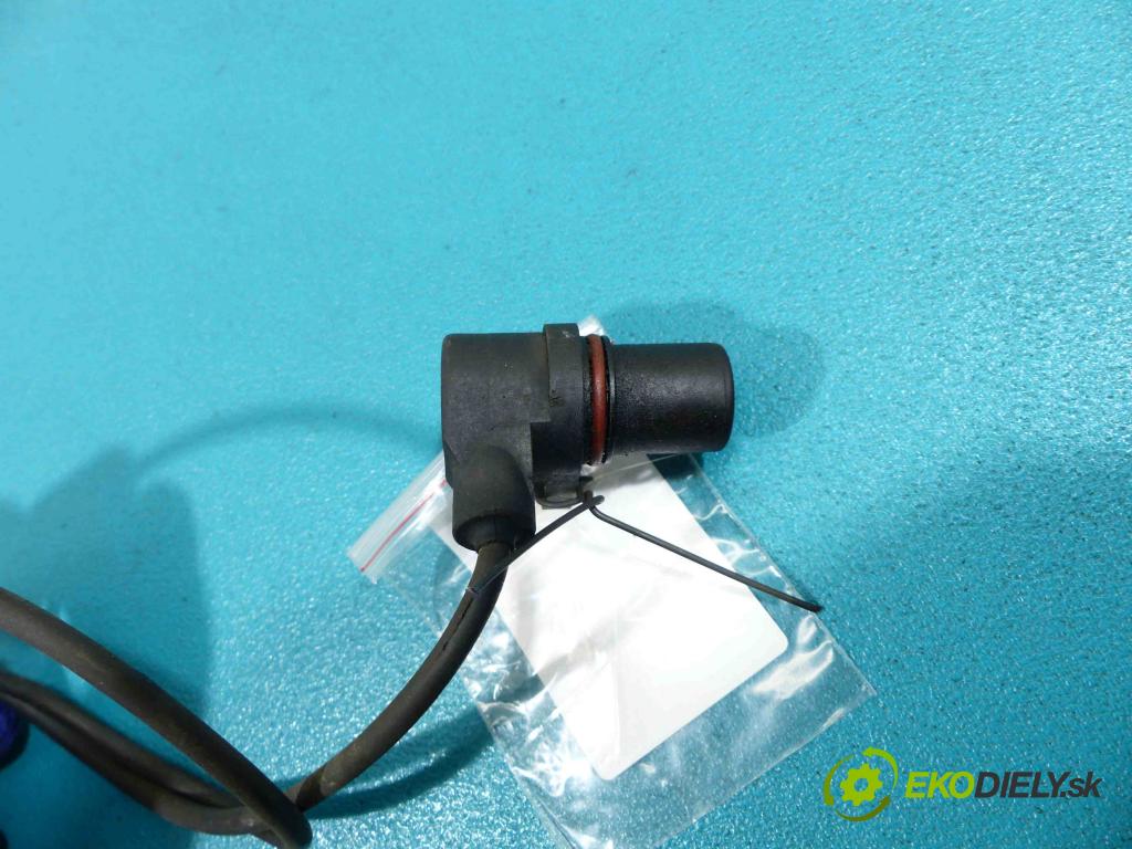 Vw Passat B5 1995-2005 1.6 8V - 101 hp manual 74 kW 1600 cm3  snímač hřídele klikového 0261210.