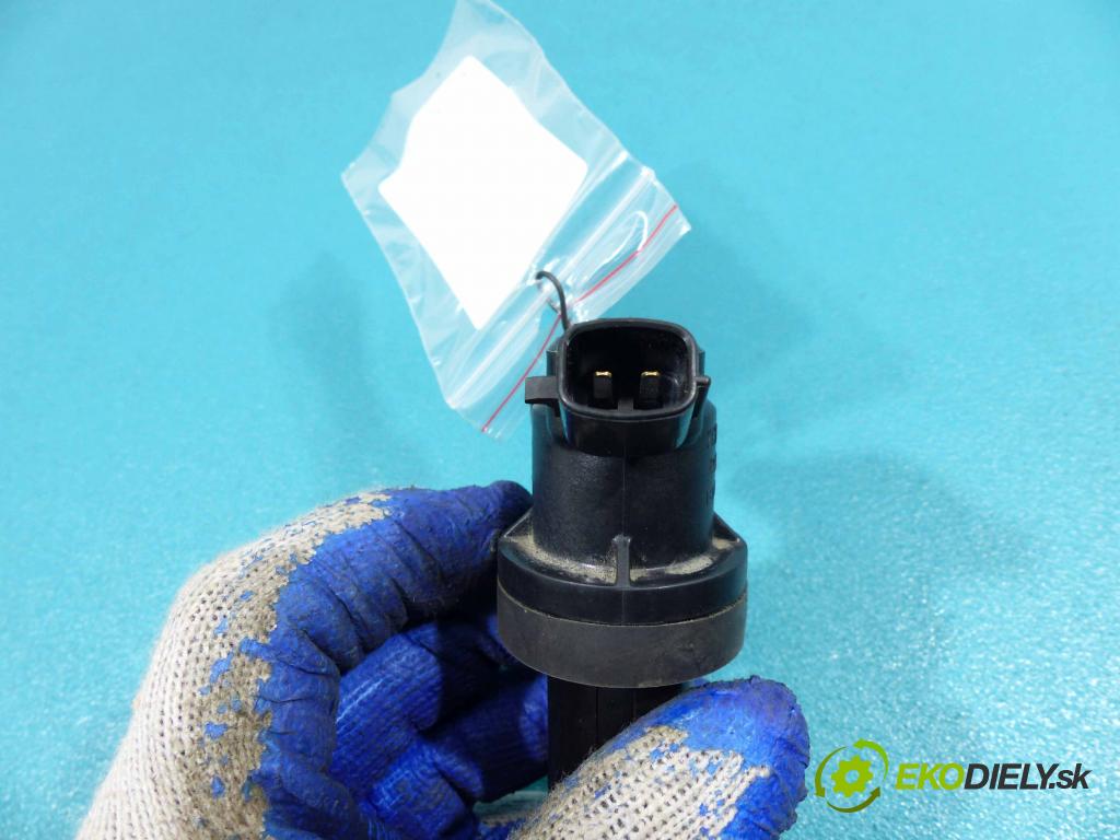 Hyundai I30 III 2016- 1.4 16V - 100 HP manual 73,3 kW 1368 cm3  Cievka zapaľovacia 27301-03200 (Zapaľovacie cievky, moduly)