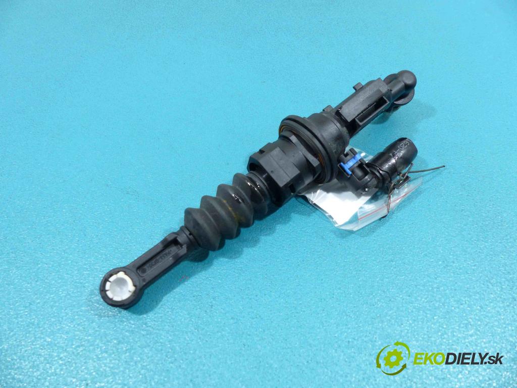 POMPE EMBR HYUNDAI I30 NV SUP