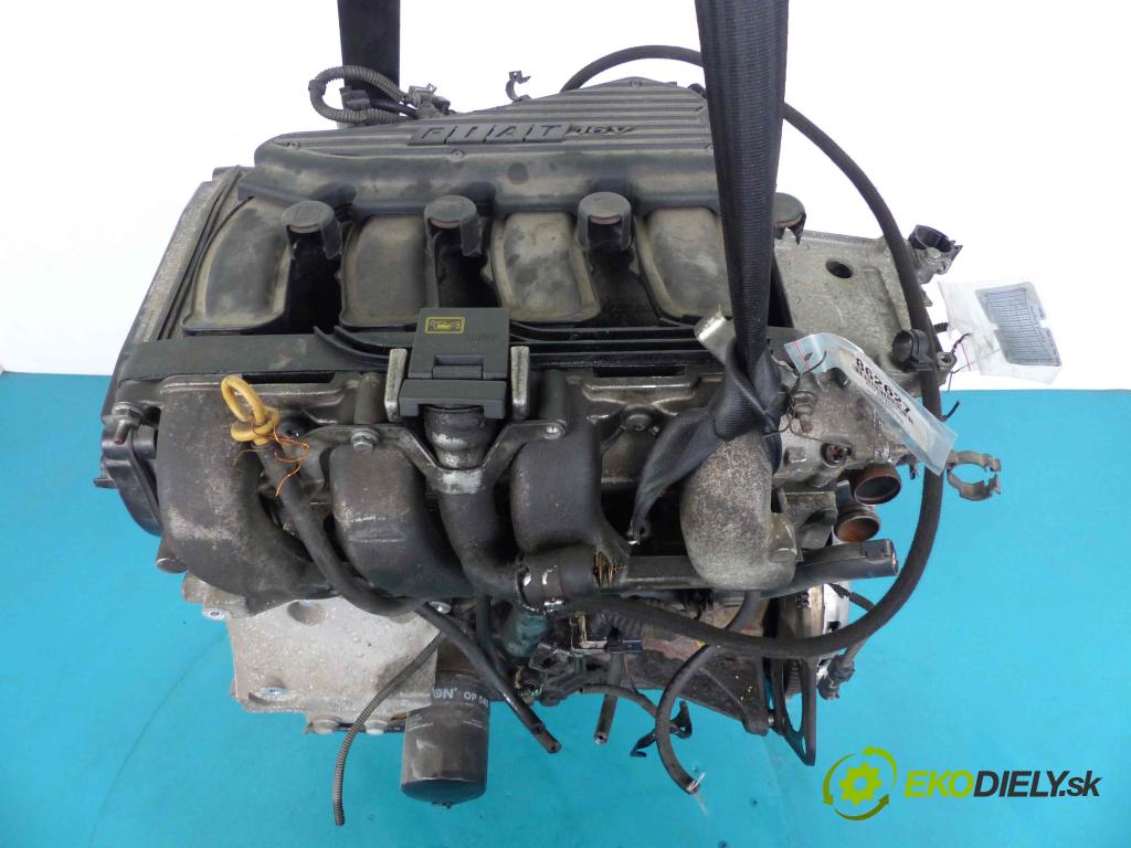 Fiat Stilo 1.6 16V - 103 hp manual 76 kW 1596 cm3  motor 182B6000