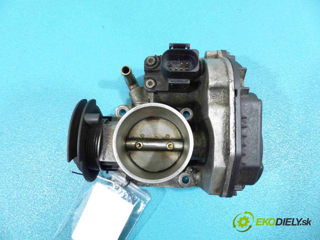 Skoda Felicia 1.6 8V - 75 HP manual 55 kW 1598 cm3  Škrtiaca klapka 030133064D (Škrtiace klapky)