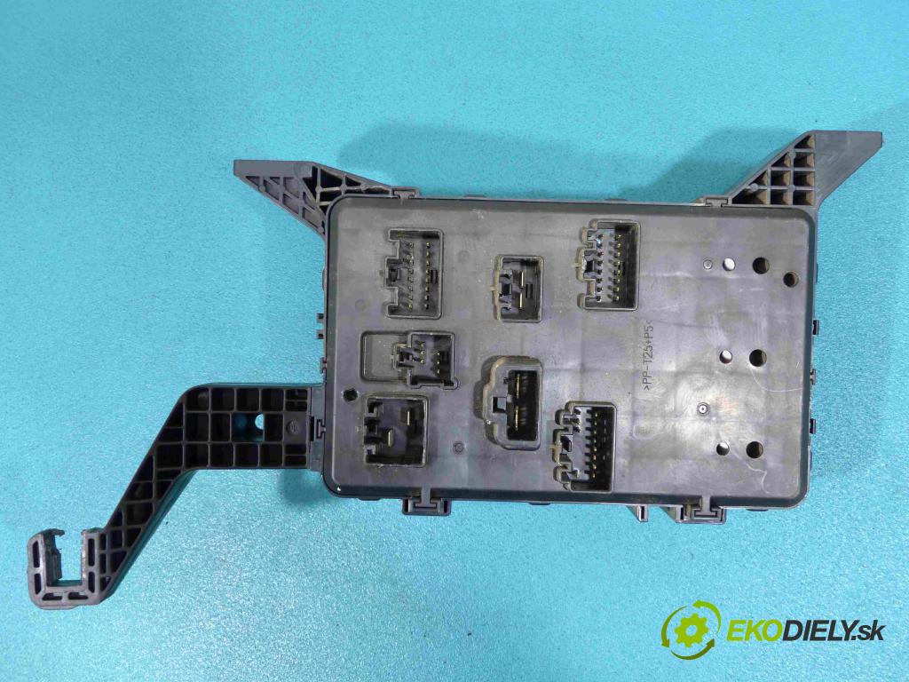 Ford Mondeo Mk3 2000-2007 1.8 16V - 125 hp manual 92 kW 1798 cm3  jednotka řídící 3S7A-12A650-LA