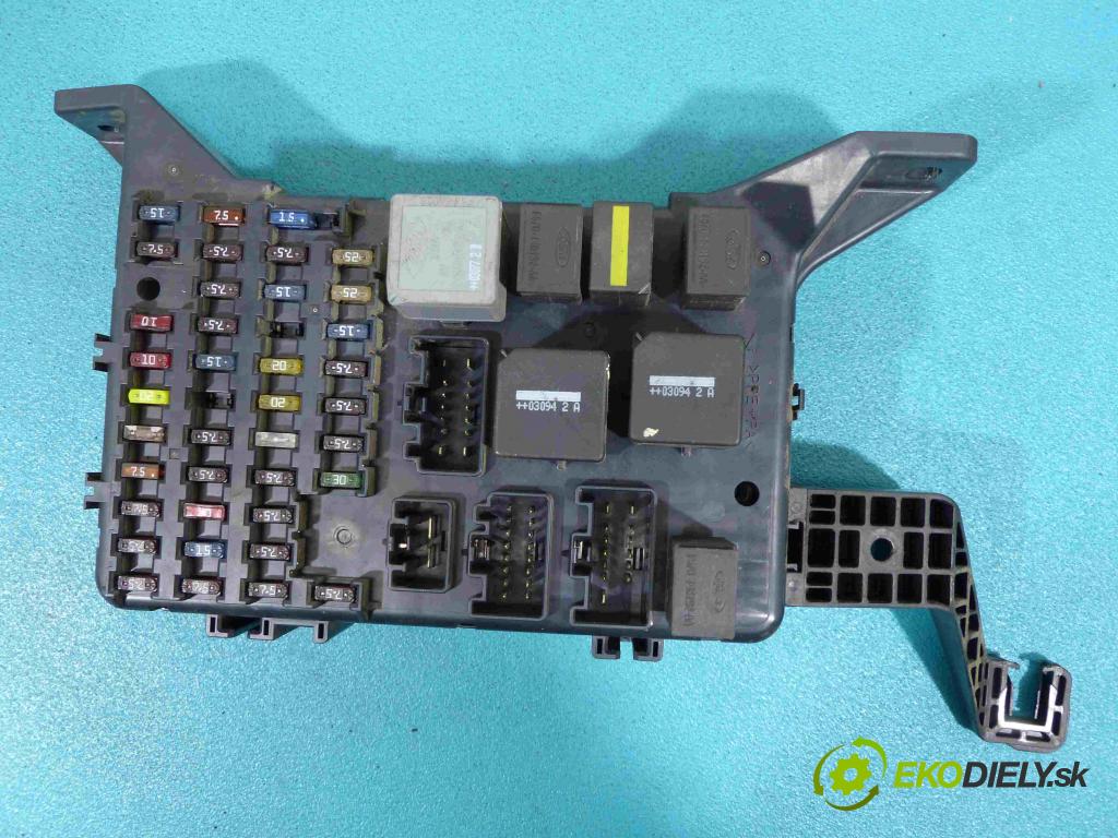 Ford Mondeo Mk3 2000-2007 1.8 16V - 125 hp manual 92 kW 1798 cm3  jednotka řídící 3S7A-12A650-LA