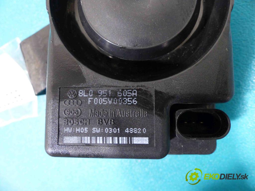 Audi A8 D3 2002-2009 4.0 TDI 275 hp automatic 202 kW 3936 cm3  alarm 8L0951605A