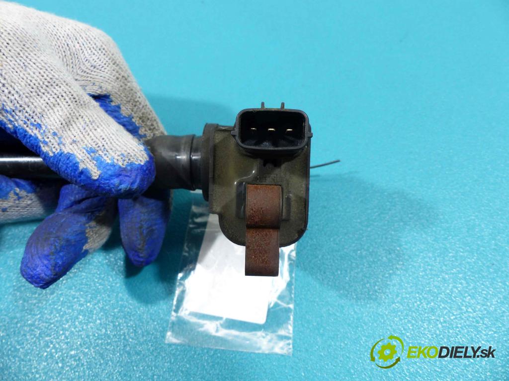 Volvo V40 I 1995-2004 1.8 GDI 125 HP manual 92 kW 1834 cm3  Cievka zapaľovacia  (Zapaľovacie cievky, moduly)