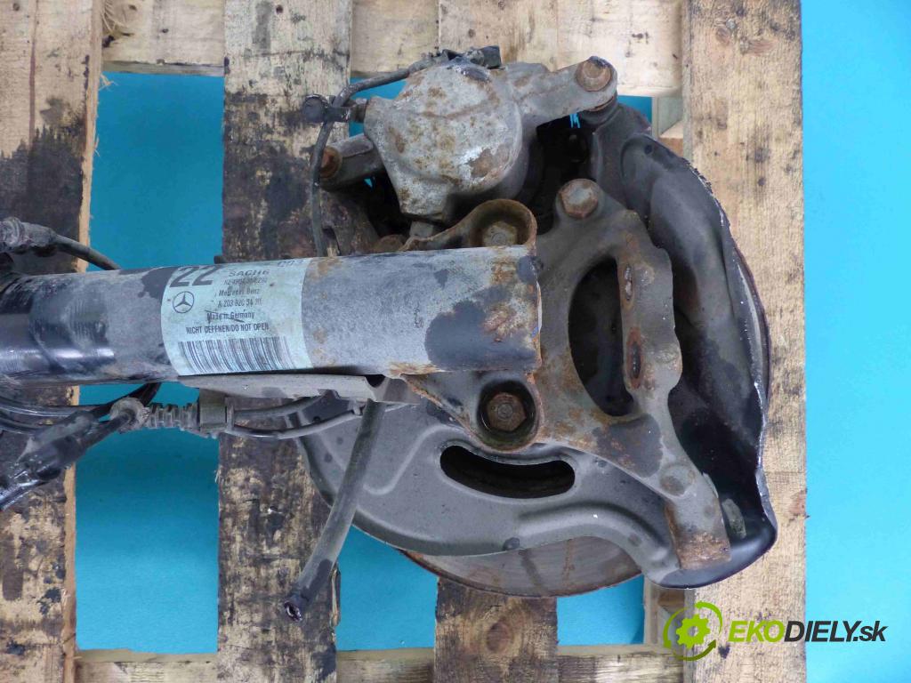 Mercedes C W203 2000-2007 2.0 kompressor 163 HP manual 120 kW 1998 cm3  náboj pravá  (Náboje)