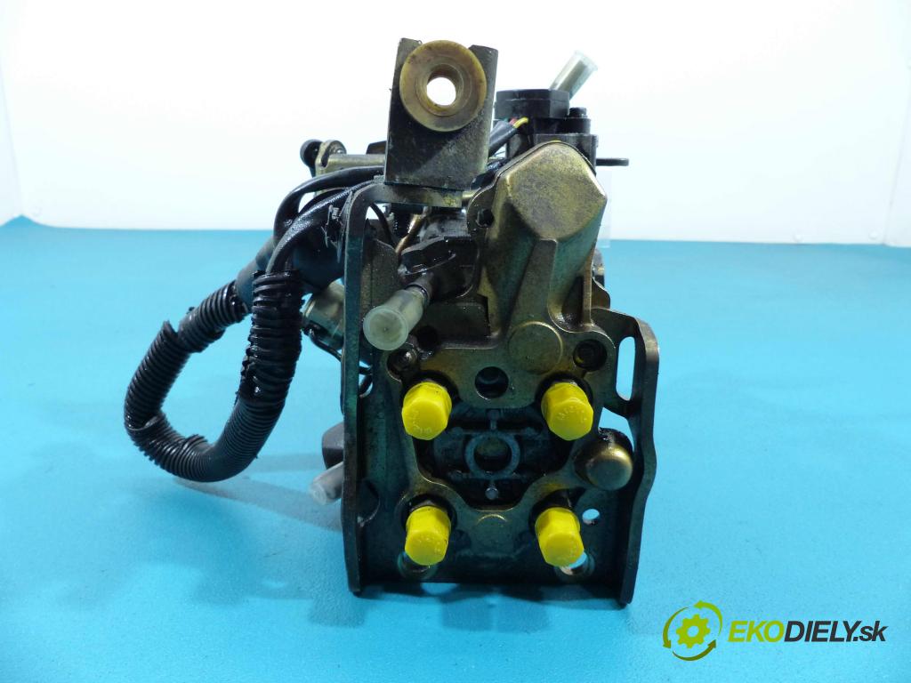 Ford Mondeo Mk2 1996-2000 1.8 TD 90 HP manual 66 kW 1753 cm3  Pumpa vstrekovacia 8448B250A (Vstrekovacie čerpadlá)