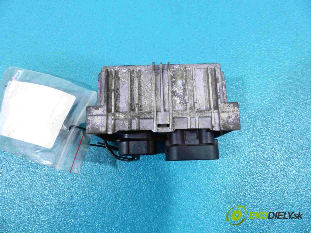 Opel Insignia 08-17 2.0 CDTI 160 HP automatic 118 kW 1956 cm3  relé 55574293 (Relé)