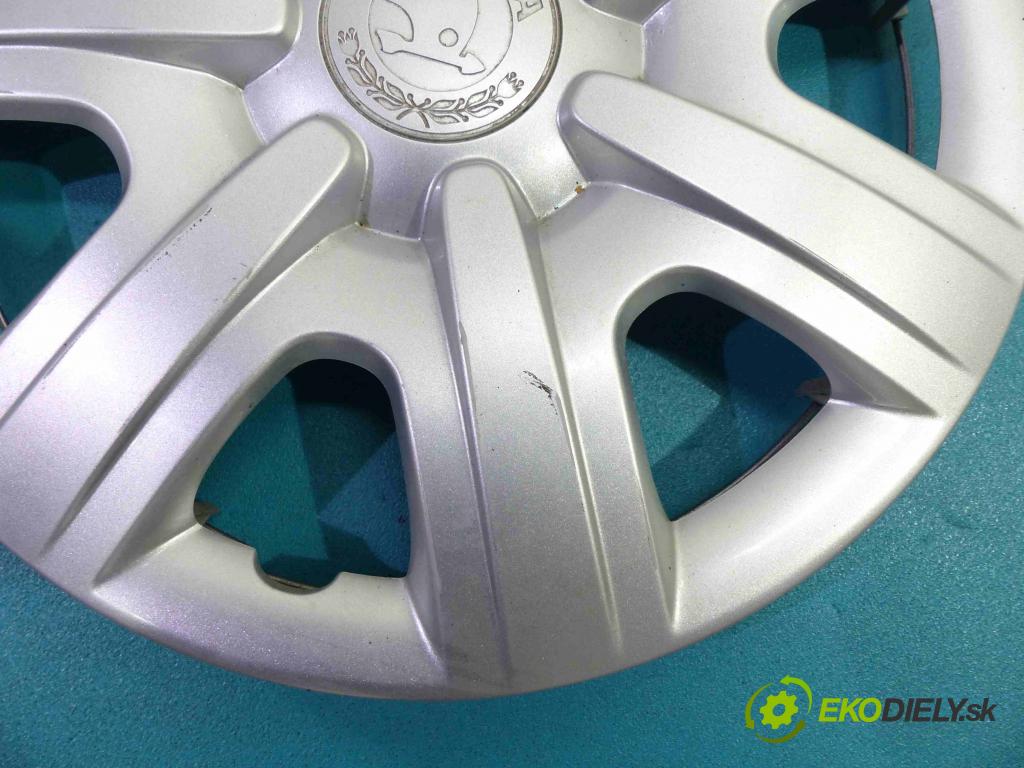 Skoda Fabia II 2007-2014 1.2 TSI 86 hp manual 63 kW 1197 cm3  puklice 5J0601147E (Puklice)