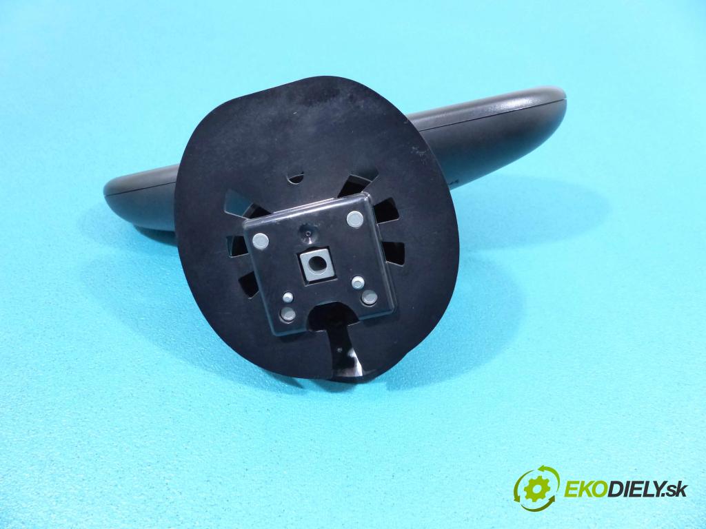 Mini One I 2000-2006 1.6 - 90 hp manual 66 kW 1598 cm3  zpětné zrcátko vnitřní  (Světla vnitřní)