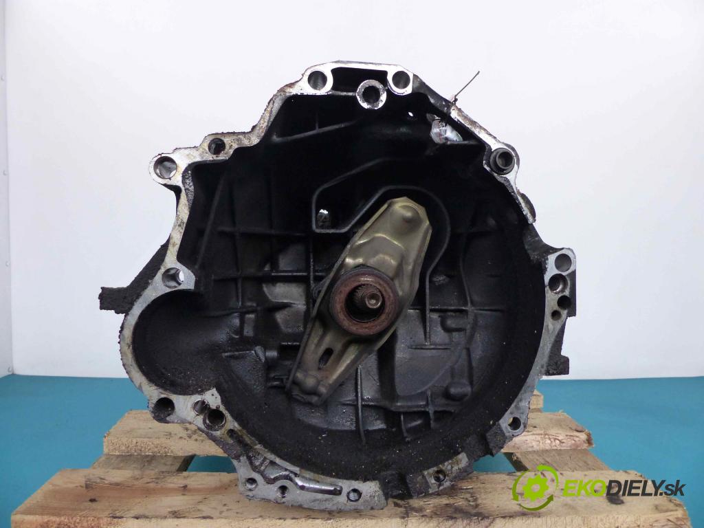 Audi A6 C4 1994-1997 2.5 TDI 116 HP manual 85 kW 2461 cm3  Prevodovka - manuálne DHT