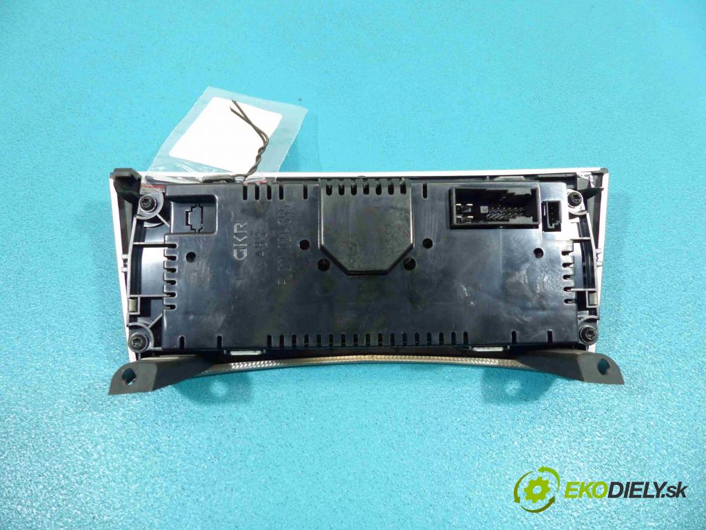 Mercedes CLK C209 2002-2009 3.0 V6 231 hp automatic 170 kW 2997 cm3  - Panel topení A2038303485