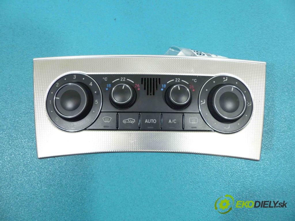 Mercedes CLK C209 2002-2009 3.0 V6 231 hp automatic 170 kW 2997 cm3  - Panel topení A2038303485
