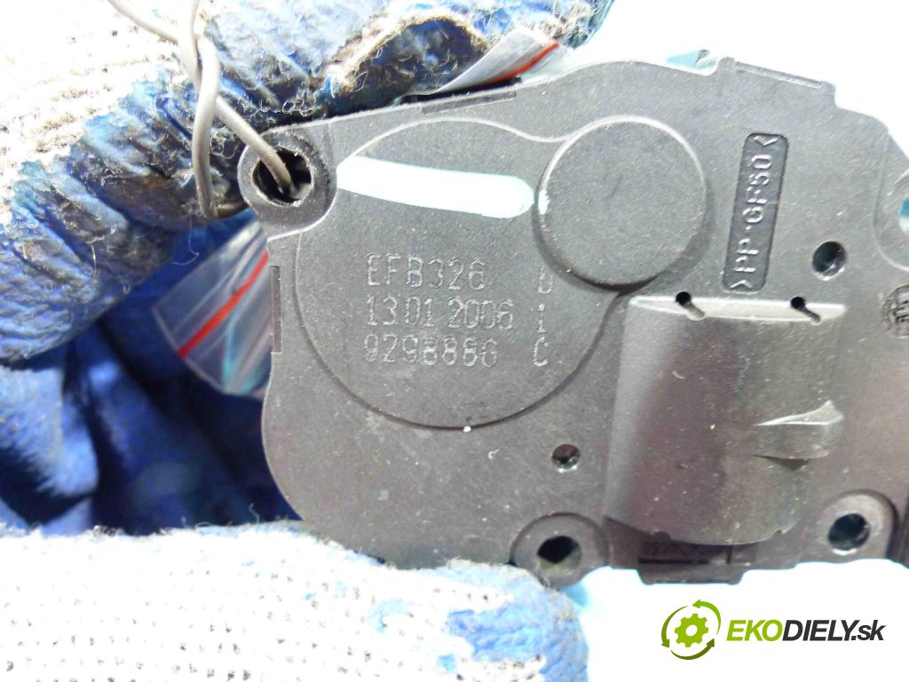 Mercedes R  W251 2005-2013 3.5 V6 272 HP automatic 200 kW 3498 cm3  Motorček kúrenia 929888G
