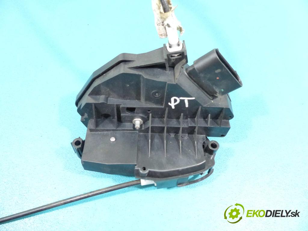 Ford C-max II 2010-2019 1.6 150 hp manual 110 kW 1596 cm3  zámok zadní část pravý AM5A-R26412-AB