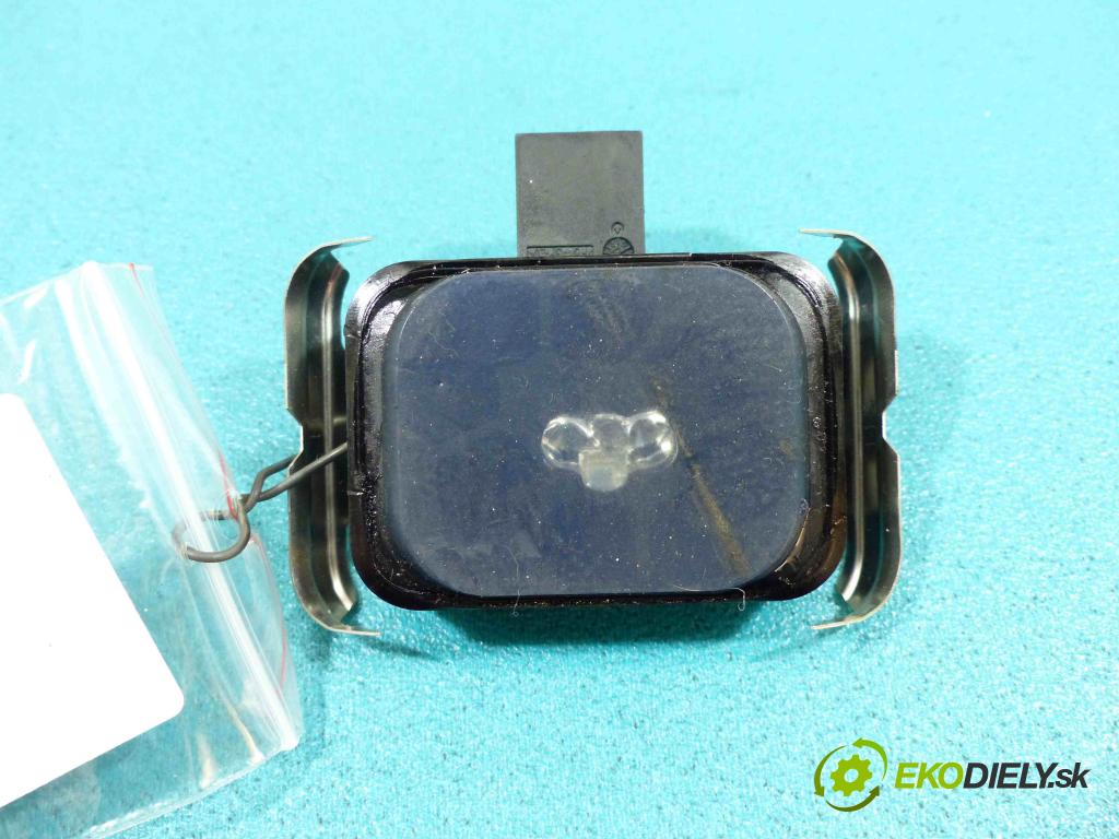 Ford C-max II 2010-2019 1.6 150 HP manual 110 kW 1596 cm3  Snímač dažďa 8A6T-17D547-AC (Snímače dažďa)