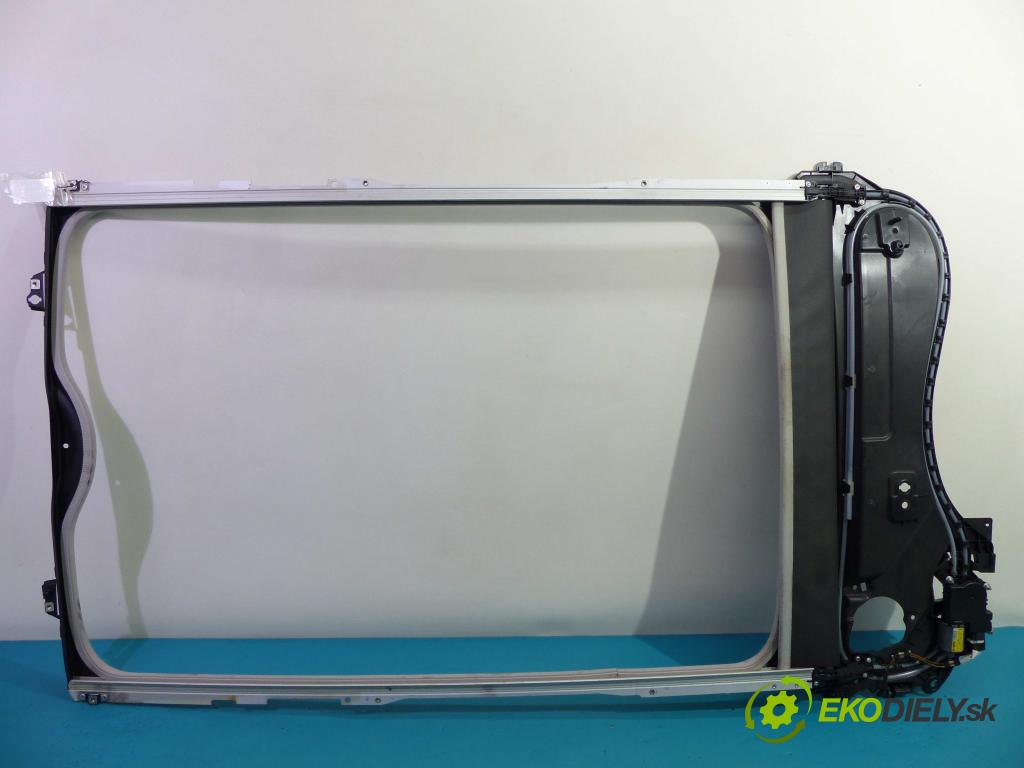 Peugeot 308 1.6 HDI 109 hp manual 80 kW 1560 cm3  střešní okno 0390200075 (Okna karoserie)