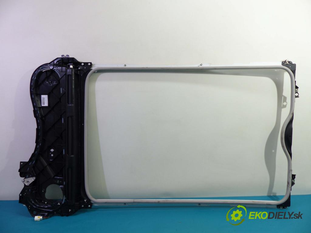 Peugeot 308 1.6 HDI 109 hp manual 80 kW 1560 cm3 střešní okno 0390200075 (Okna karoserie)