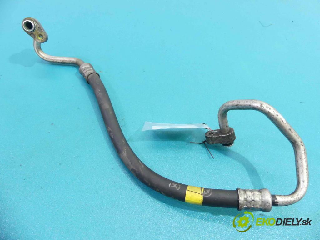 Toyota Yaris II 2005-2011 1.4 D4D 90 HP manual 66 kW 1364 cm3  Rúrka klimatizácie