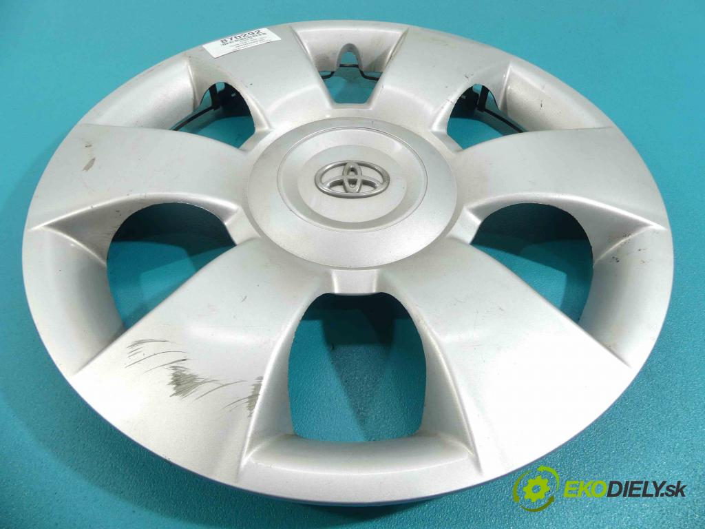 Toyota Yaris II 2005-2011 1.4 D4D 90 HP manual 66 kW 1364 cm3  Puklica  (Puklice)