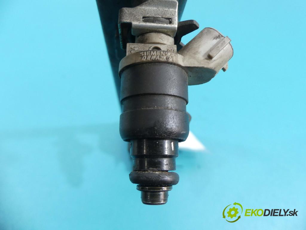 Smart Forfour I 2004-2006 1.3 16V - 95 HP manual 70 kW 1332 cm3  vstrekovač MR988977 (Vstrekovače)