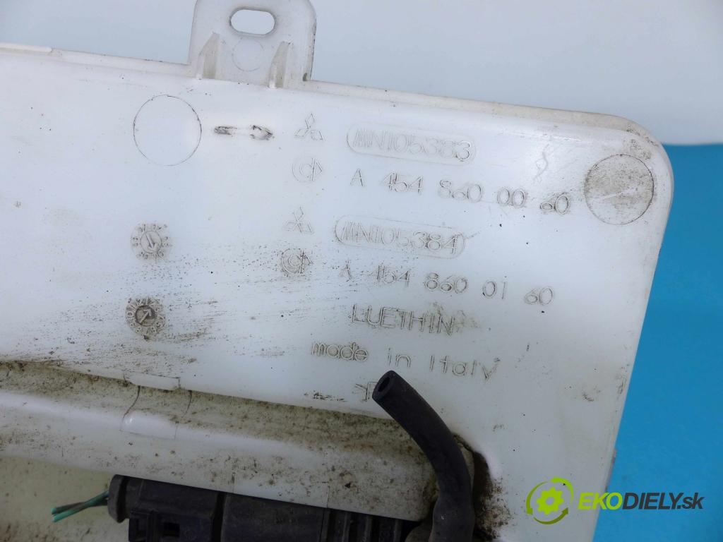 Smart Forfour I 2004-2006 1.3 16V - 95 hp manual 70 kW 1332 cm3  nádržka ostřikovače A4548600060