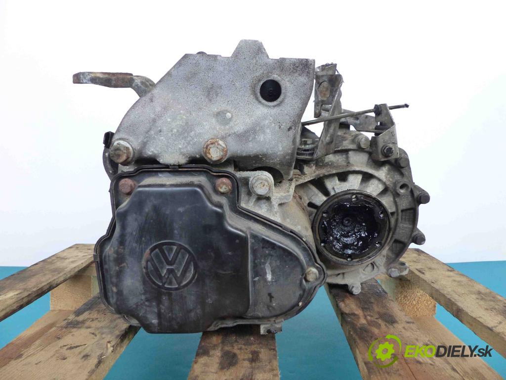 Vw Passat B6 2005-2010 1.9 TDI 105 HP manual 77 kW 1896 cm3  Prevodovka - manuálne JCX