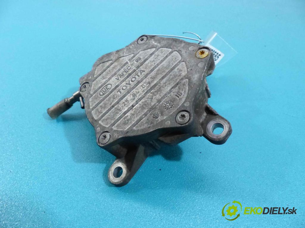 Toyota Avensis II T25 2003-2008 2.2 177 hp manual 130 kW 2231 cm3  pumpa vakuová 