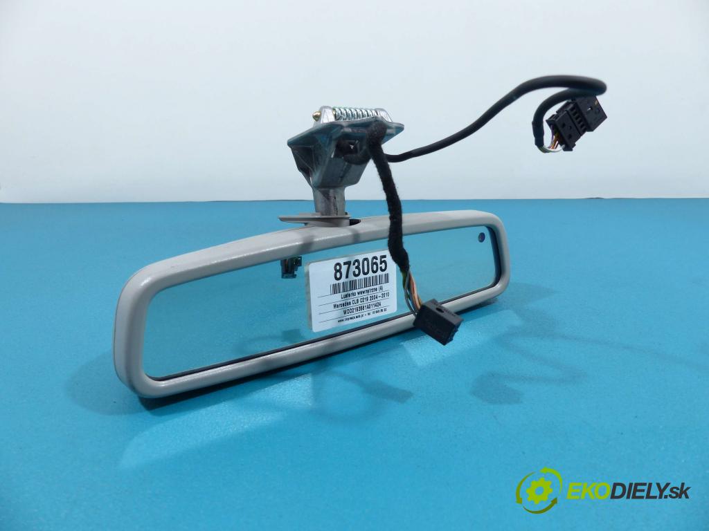 Mercedes CLS C219 2004-2010 3.5 V6 272 hp automatic 200 kW 3493 cm3  zpětné zrcátko vnitřní 2118101717 (Světla vnitřní)