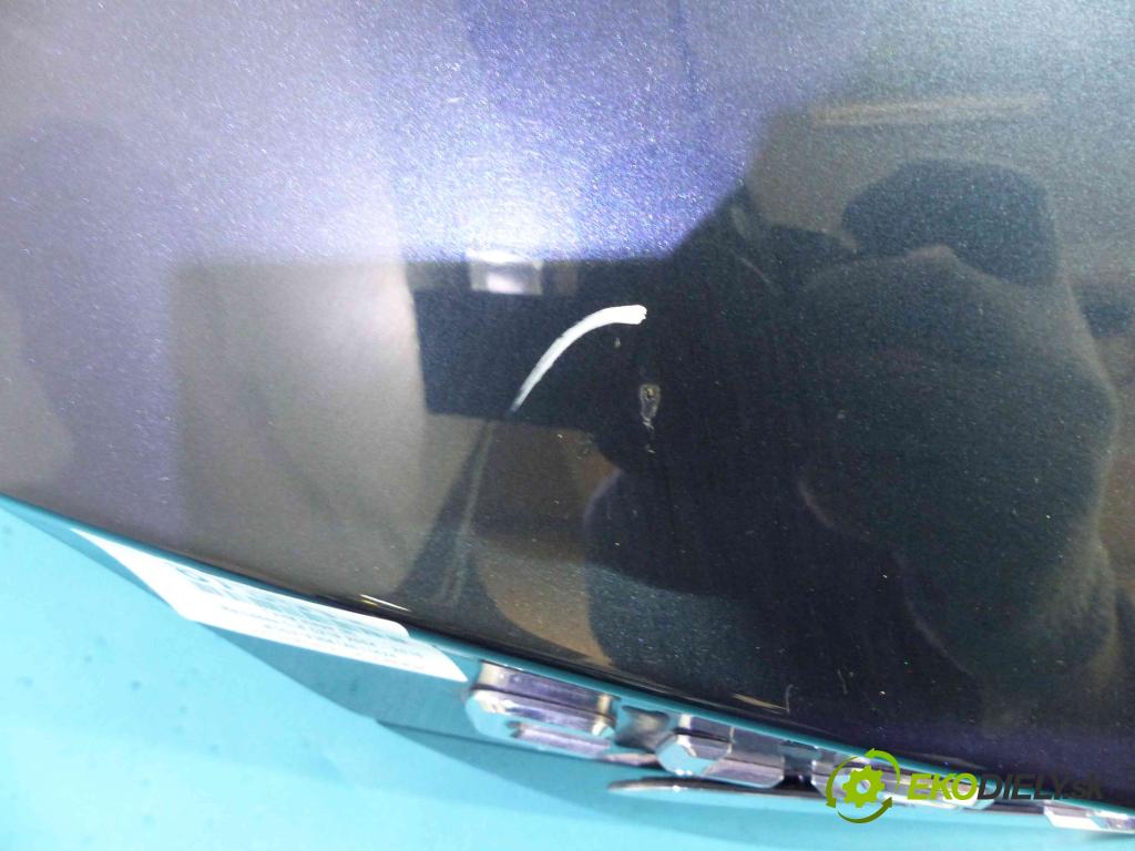 Mercedes CLS C219 2004-2010 3.5 V6 272 hp automatic 200 kW 3493 cm3  zadní část kapota  (Zadní kapoty)