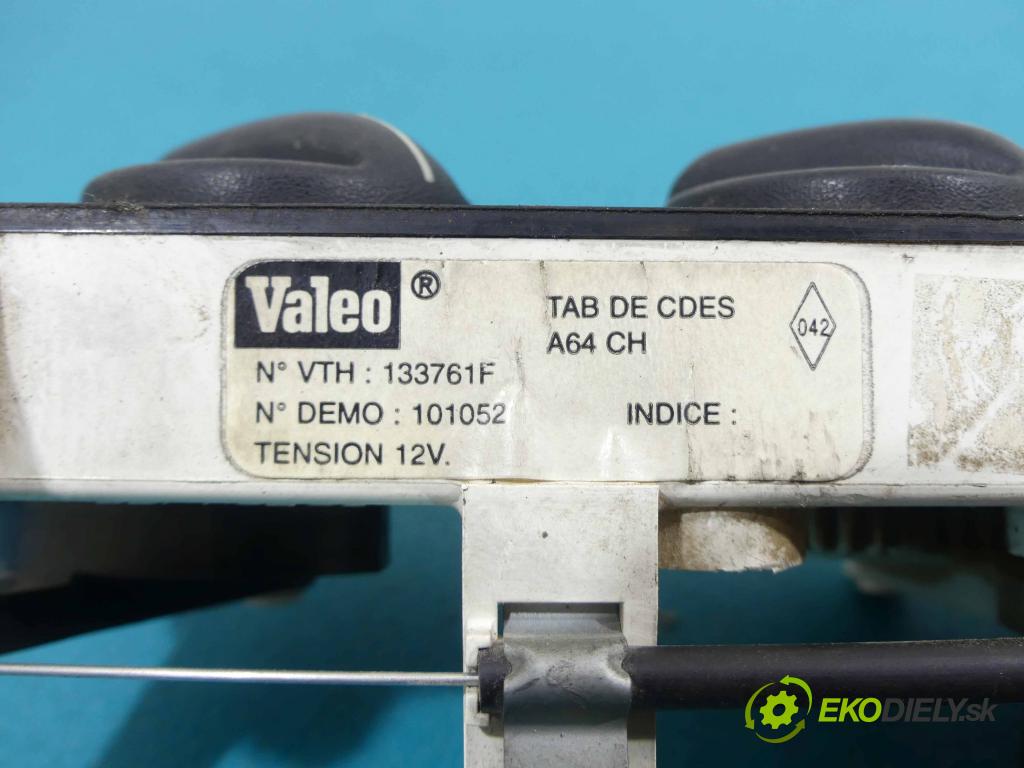 Opel Movano I 1999-2003 2.5d 80 HP manual 59 kW 2499 cm3 - Panel kúrenia 133761F