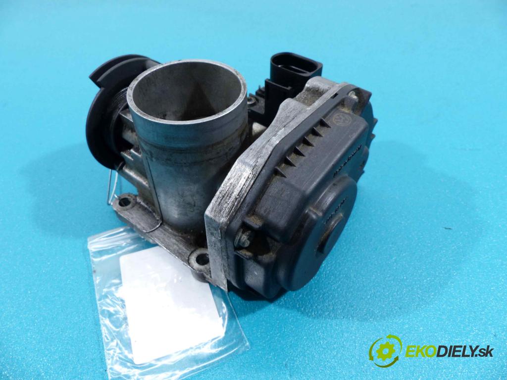 Vw Polo III 6N 1994-2001 1.0 8V - 50 HP manual 37 kW 999 cm3  Škrtiaca klapka 030133064F (Škrtiace klapky)