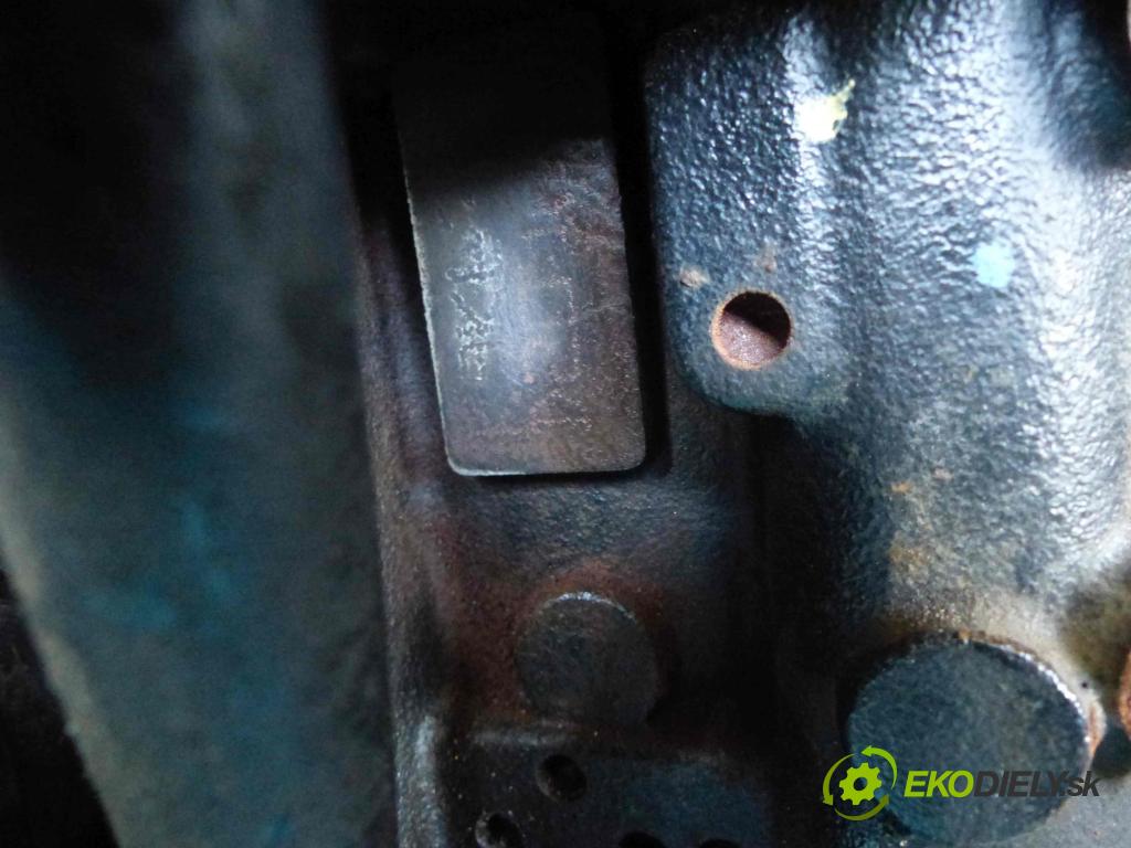 Renault Clio III 2005-2012 1.5 DCI 75 HP manual 55 kW 1461 cm3  Motor DIESEL K9K 770