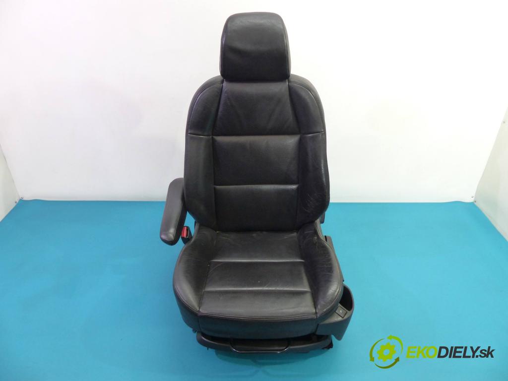 Peugeot 307 2.0 HDI 107 HP manual 79 kW 1997 cm3  sedadla sedačky -