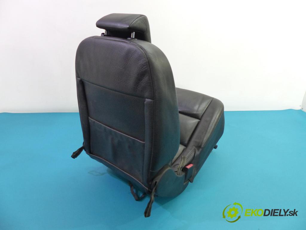 Peugeot 307 2.0 HDI 107 HP manual 79 kW 1997 cm3  sedadla sedačky -